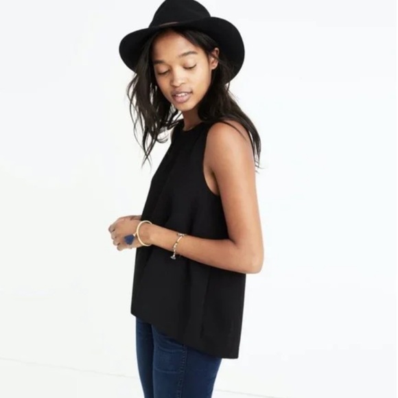 Madewell top in black size small split/open back EUC - Picture 2 of 7